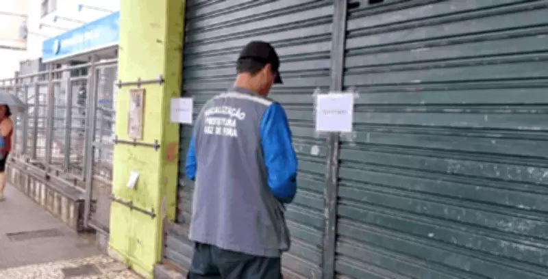 Mercado no Centro de Juiz de Fora é interditado por obstrução de calçada e multas superiores a R$ 70 mil