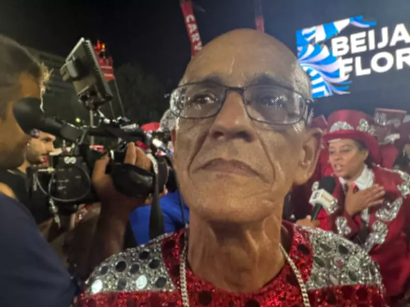 Mestre Ciça brilha na comissão de frente da Viradouro em desfile emocionante