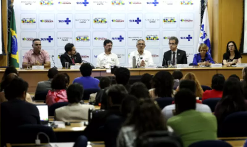 Ministério da Saúde anuncia 3 mil vagas de residência e 900 para especialistas