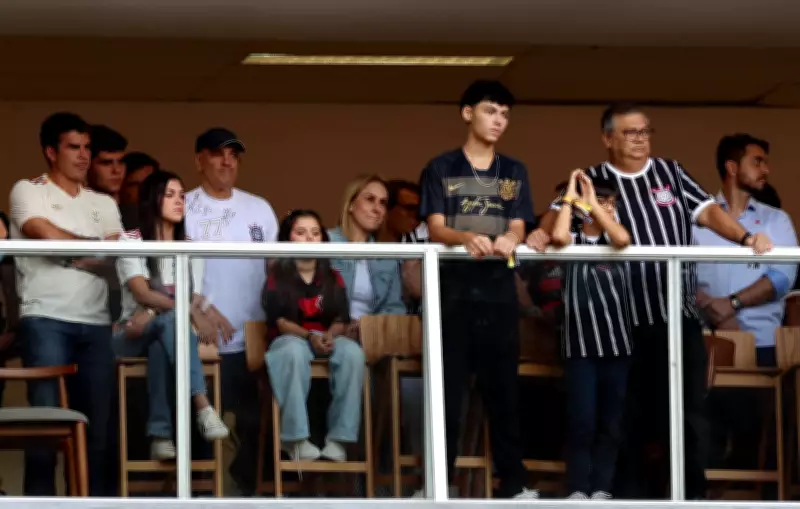 Ministros do STF Alexandre de Moraes e Flávio Dino comparecem à Supercopa Rei em Brasília