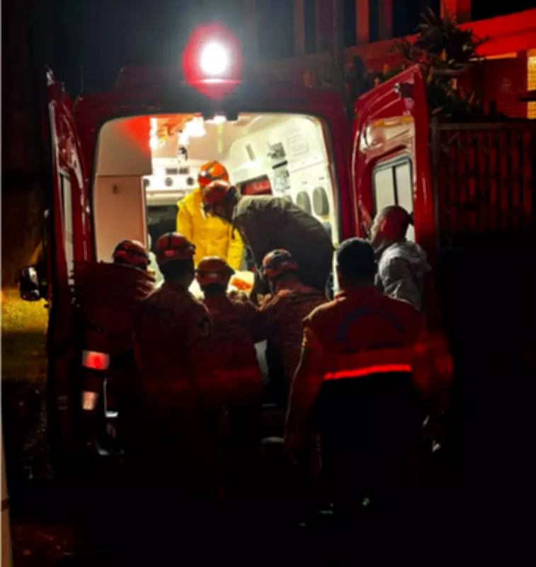 Morador é resgatado de telhado após deslizamento isolar residência na Serra do RJ