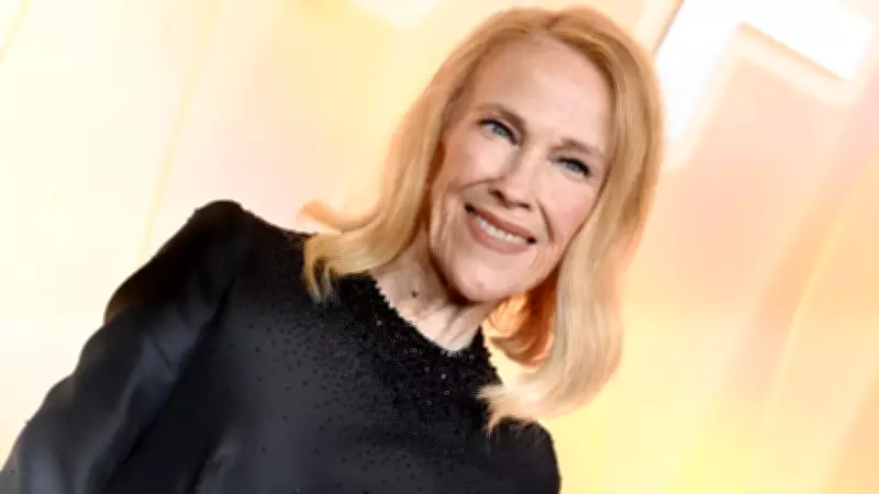Morte de Catherine O'Hara, de 'Esqueceram de Mim', alerta para câncer colorretal silencioso