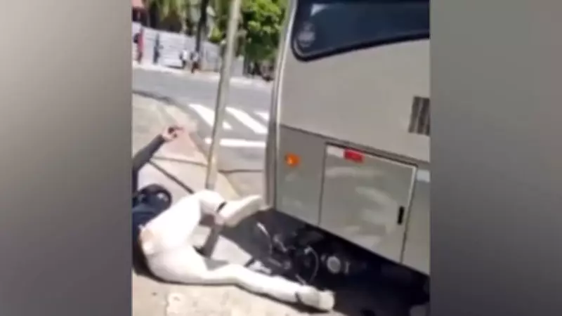 Motociclista é atropelado por ônibus após discussão no trânsito do Recife