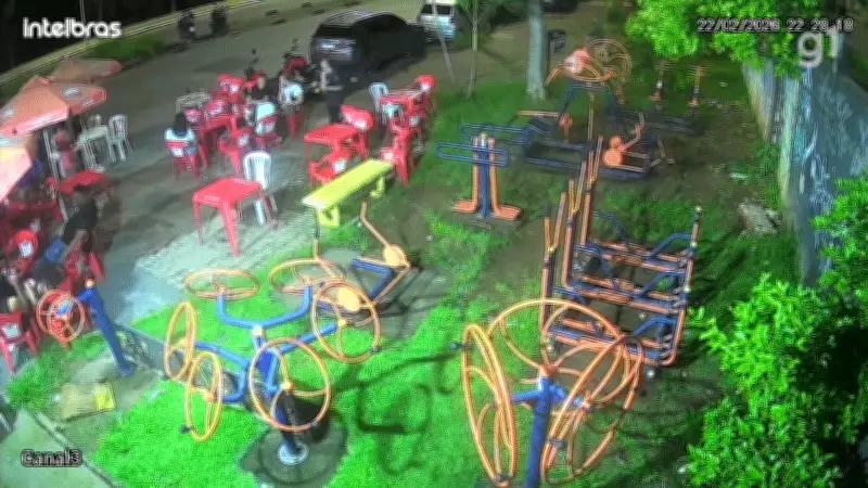 Motorista atropela seis pessoas em espetaria de BH e foge após suspeita de embriaguez