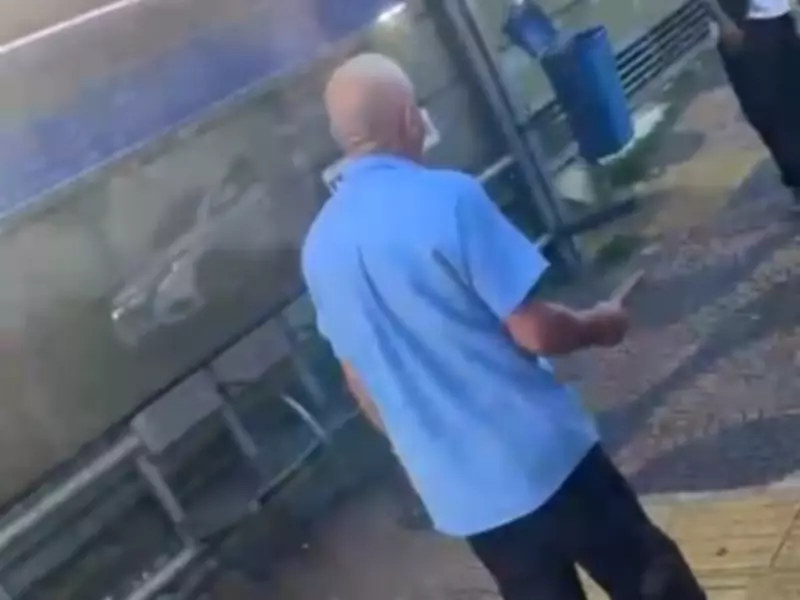 Motorista é demitido após ameaçar passageiro com facão em ônibus de Campinas