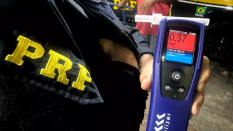 Motorista para para urinar em rodovia e é preso por embriaguez ao volante no interior de SP