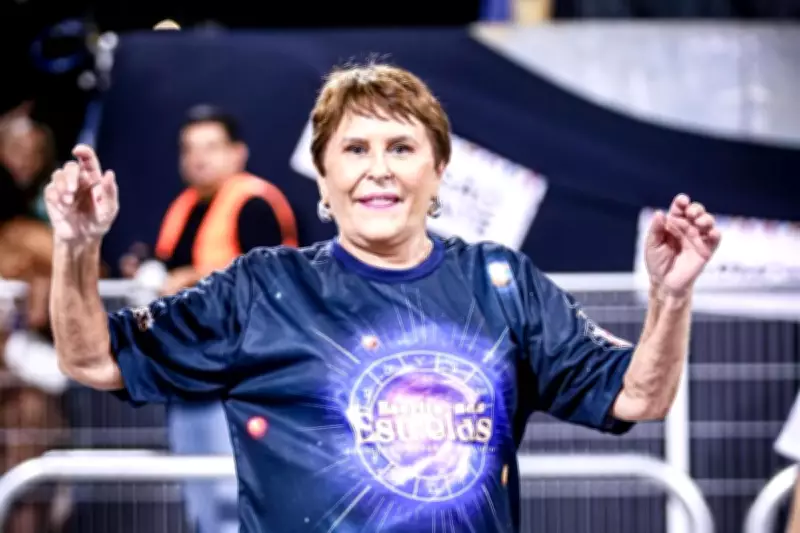 Márcia Sensitiva estreia no carnaval da Rosas de Ouro com banho de alecrim e arruda