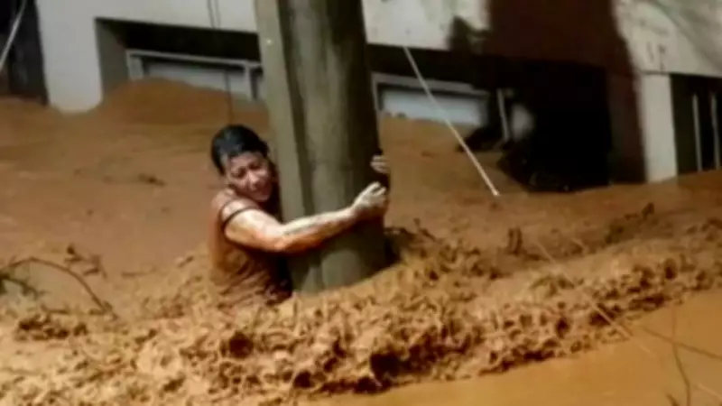 Mulher sobrevive a enchente em Minas Gerais após ficar 3h30 agarrada a poste