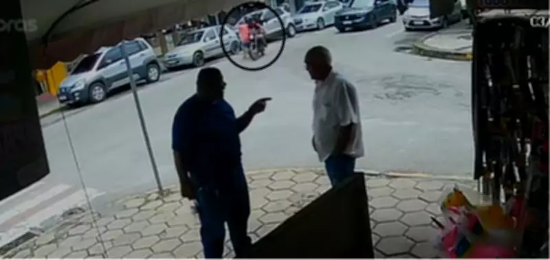 Mulher sofre fratura no braço após ser atropelada por moto ao atravessar fora da faixa em Cordeiro