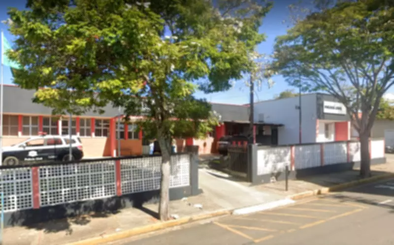 Mulher sofre traumatismo craniano após paulada na cabeça em Angatuba; companheiro é preso