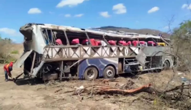 Ônibus de romeiros sem falhas mecânicas: acidente com 16 mortos em Alagoas é investigado