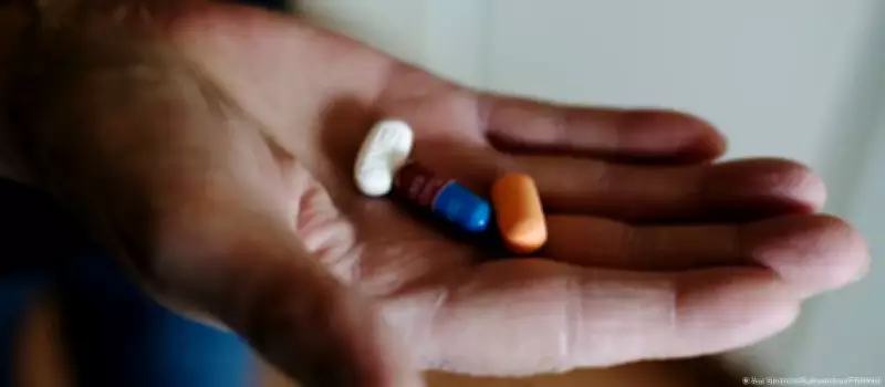 Nova droga contra HIV promete revolucionar tratamento para idosos com vírus resistente