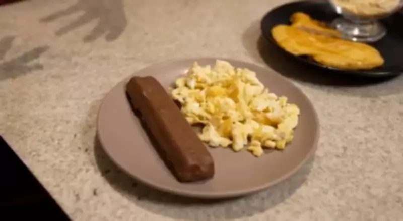 Nutricionista compara proteínas: ovos vs. barrinhas, frango vs. whey, feijão vs. cookies