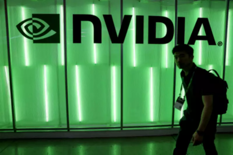Nvidia supera expectativas com receita recorde, mas concorrência em IA se intensifica