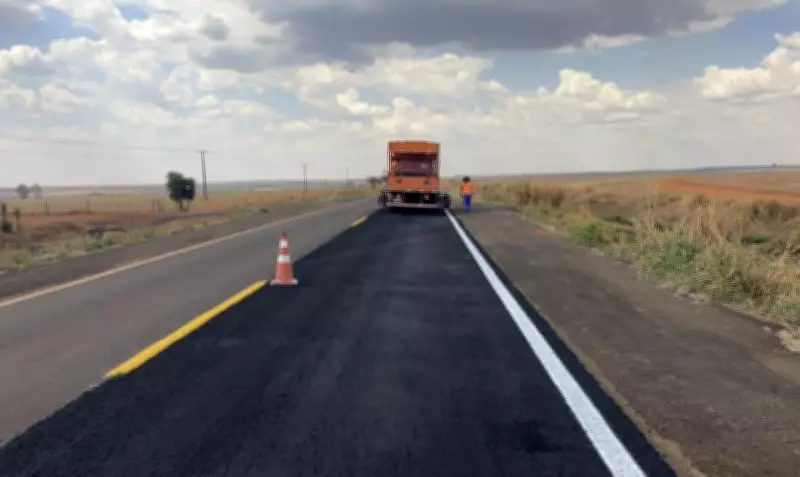 Obras em seis rodovias do Triângulo Mineiro seguem até domingo com tránsito em pare e siga