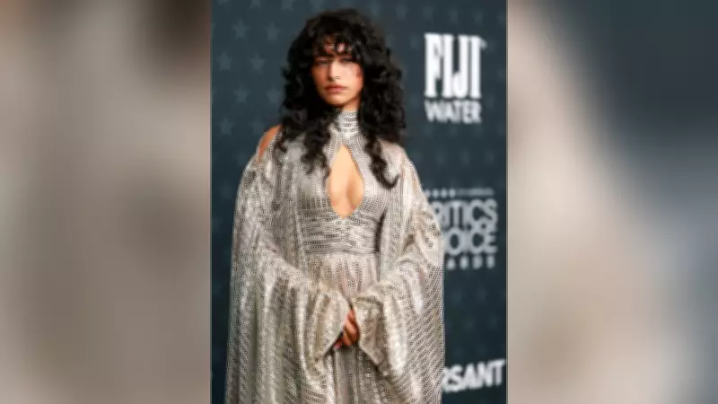 Odessa A'zion renuncia a papel após acusações de apropriação cultural