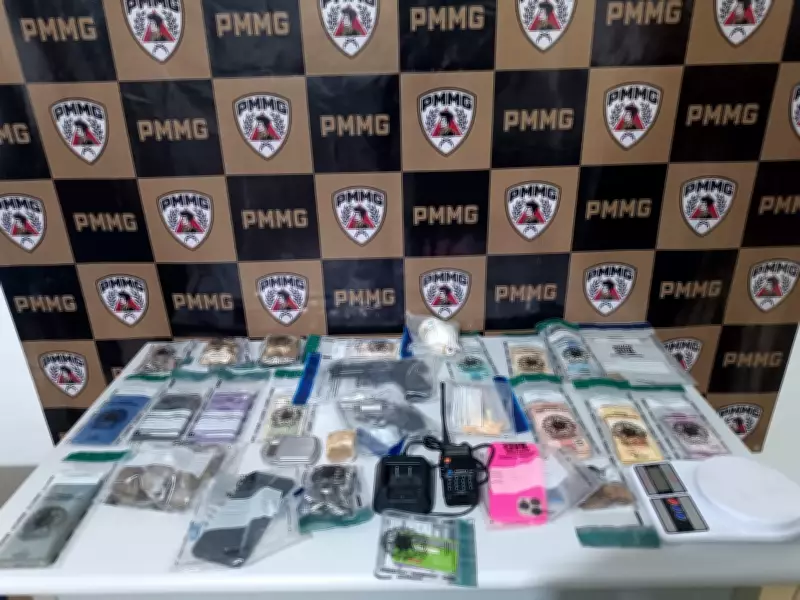 Operação da PM prende dois por tráfico de drogas em Engenheiro Caldas