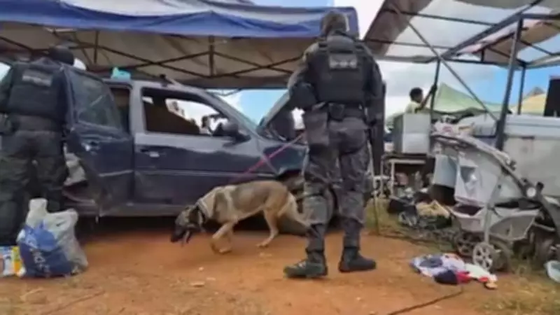 Operação policial desarticula feira de drogas em Samambaia e prende 15 suspeitos