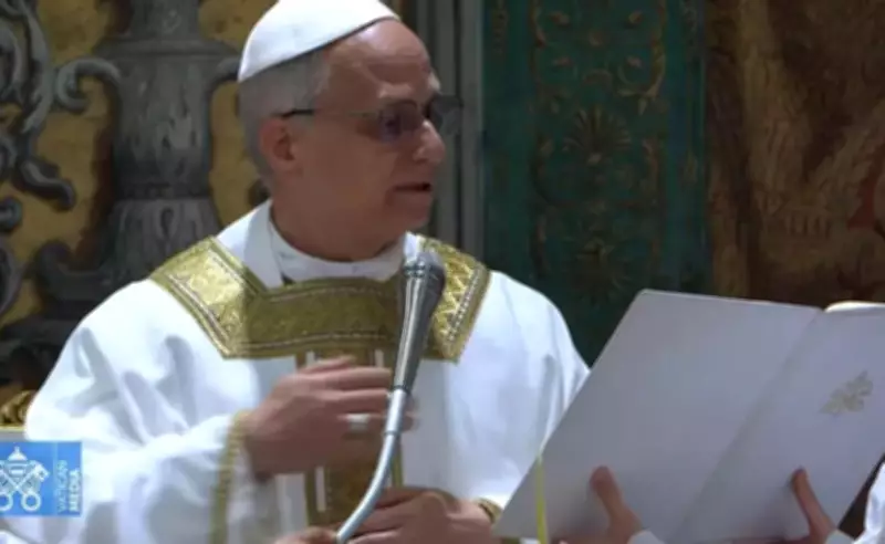 Papa Leão XIV critica estratégias militares e pede paz global