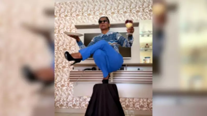 Pedagoga de Uberlândia vira 'diva pop' da culinária com vídeos dançantes nas redes sociais