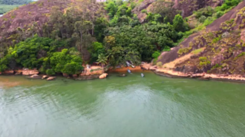 Pescador aposentado transforma ilha do Penedo em santuário ambiental no ES