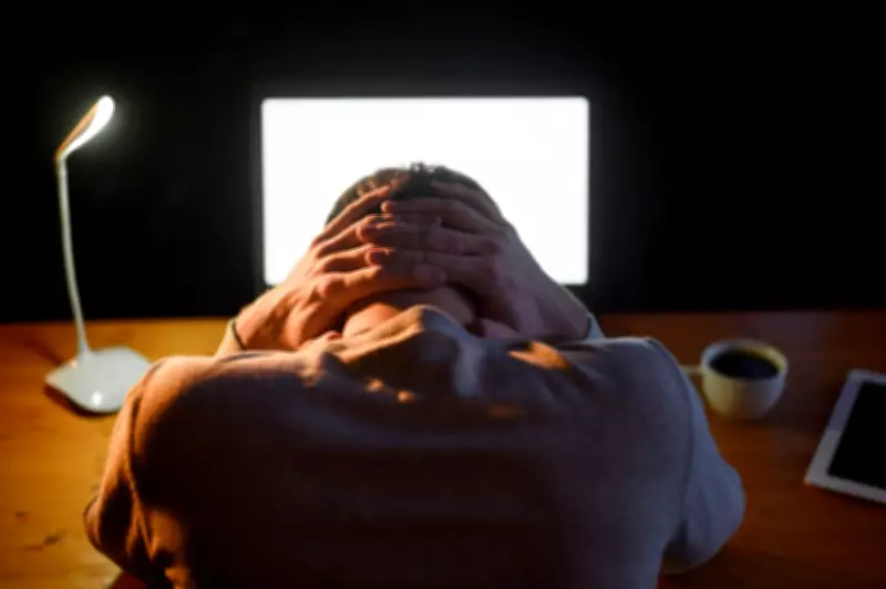 Pesquisa HP revela: 34% dos trabalhadores brasileiros estão em zona crítica de desgaste