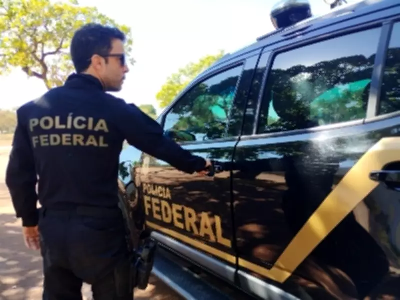 PF desarticula esquema de tráfico de drogas usando logística dos Correios em operação interestadual
