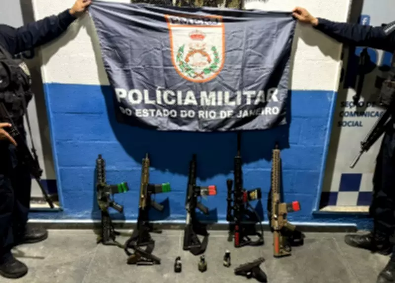 PM apreende fuzis e prende seis após confronto entre facções no Morro do Chaves, no Rio