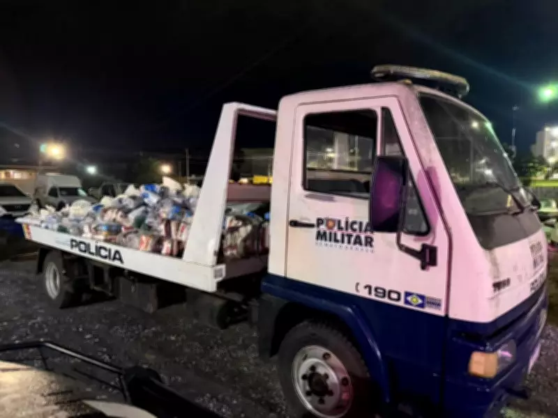 Polícia apreende mais de 100 cestas básicas em casa abandonada após roubo e agressão em Cuiabá