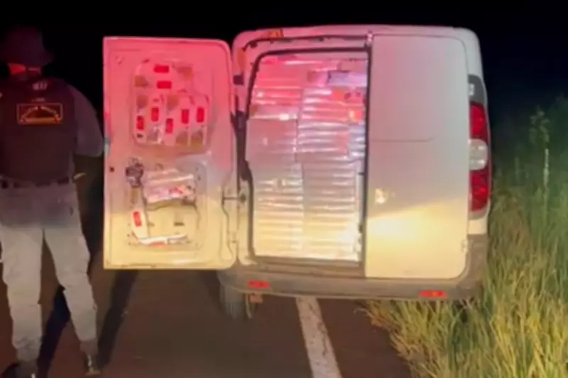 Polícia apreende mais de 2 mil caixas de cigarros contrabandeados em rodovia de MS