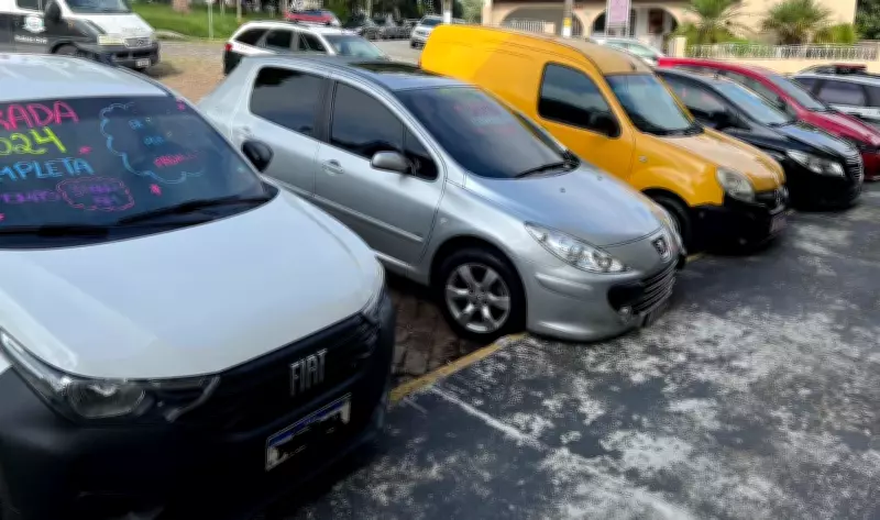 Polícia Civil apreende cinco carros em loja de veículos suspeita de golpes milionários em Mogi das Cruzes