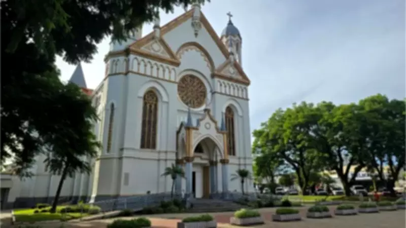 Polícia Civil cumpre mandado em paróquia de Três de Maio por suspeita de desvio de dinheiro