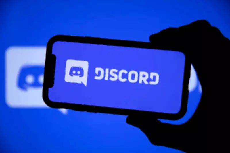 Polícia Civil de SP aponta falhas graves de moderação no Discord que expõem jovens a crimes