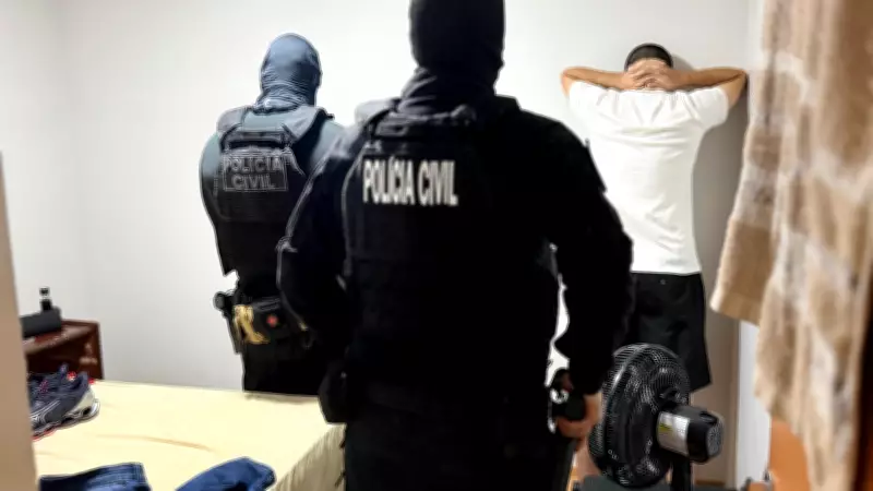Polícia Civil do DF prende grupo por criar perfis falsos de deputados para golpes financeiros