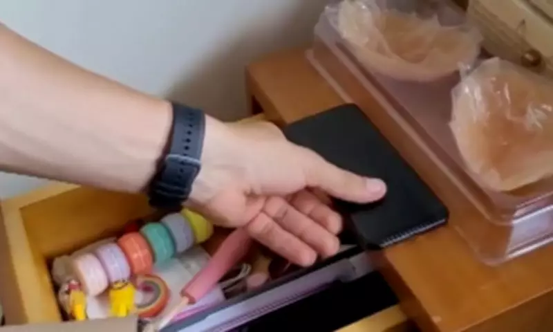 Polícia cumpre mandados contra suspeita de crimes de injúria racial e stalking na Bahia