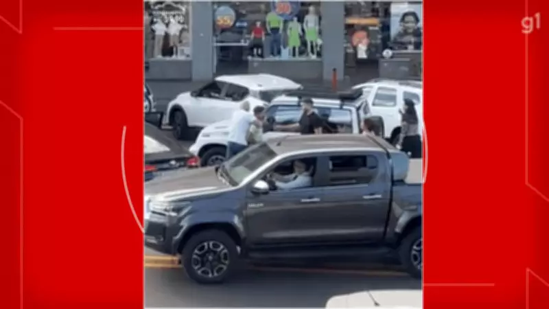 Policiais da DCA viram réus por abordagem violenta com mata-leão em pai com filho