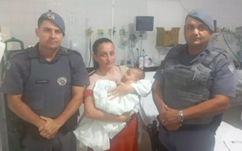 Policiais salvam bebê de 4 meses de engasgo com leite em Guararapes, SP