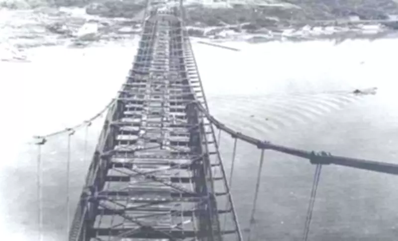 Ponte Hercílio Luz, símbolo de Florianópolis, completa 100 anos em 2026