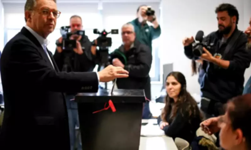 Portugal rejeita extrema-direita e elege socialista Antônio Seguro como presidente
