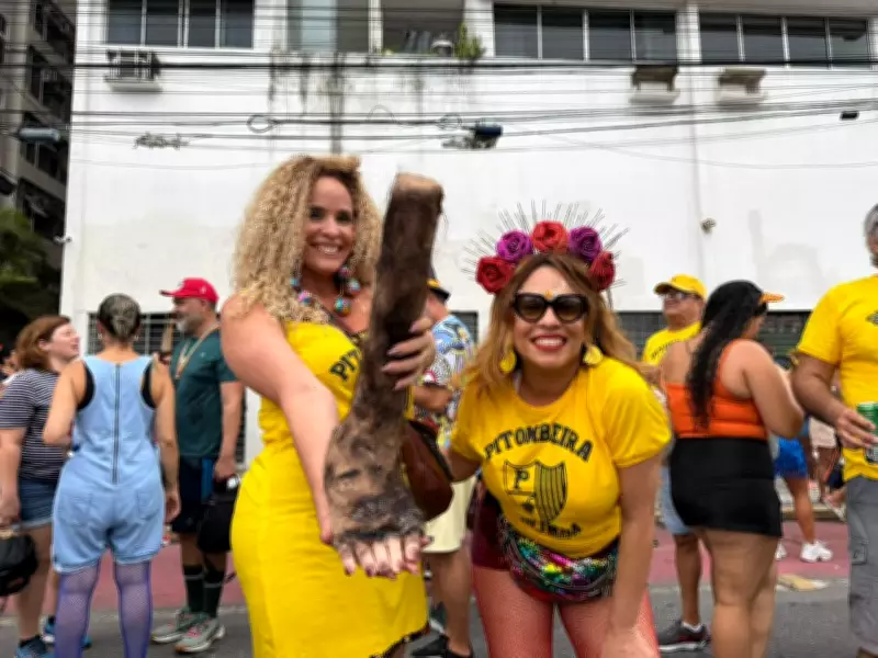 Pré-Carnaval leva multidões às ruas com homenagens e festa em capitais brasileiras
