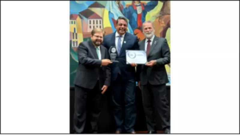 Prefeitura de Poços de Caldas recebe Selo Prata por transparência pública do TCEMG