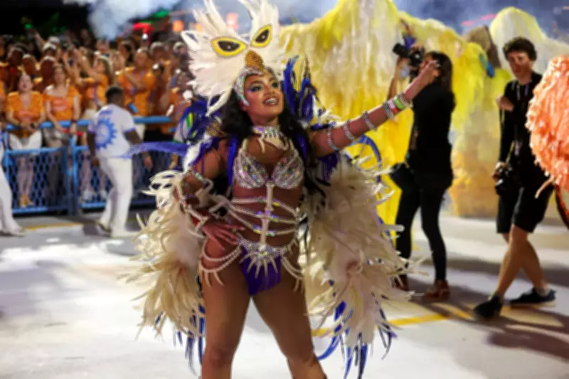 Primeira Noite do Grupo Especial do Rio Brilha com Homenagem a Lula na Sapucaí