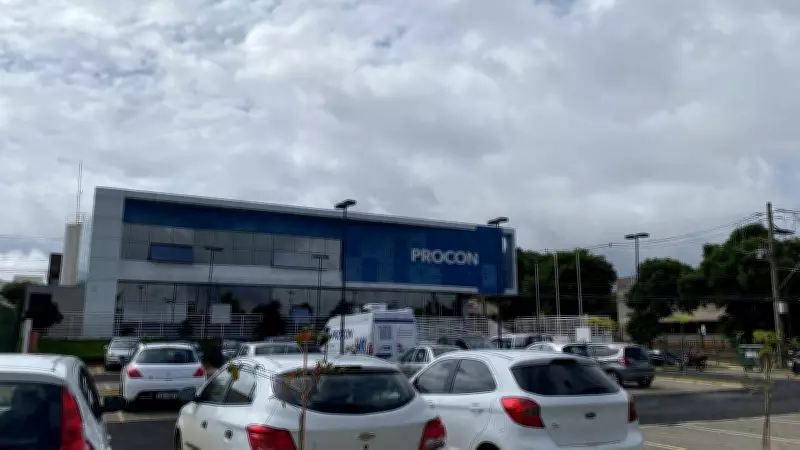 Procon de Uberlândia divulga ranking de reclamações: bancos lideram com 50% das queixas em 2025