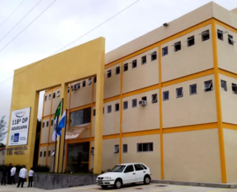 Promotor atira contra cachorro para proteger filha em Araruama; animal não foi atingido