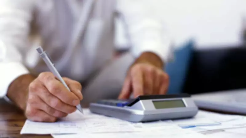 Quem erra mais nas projeções econômicas: governo ou mercado financeiro?