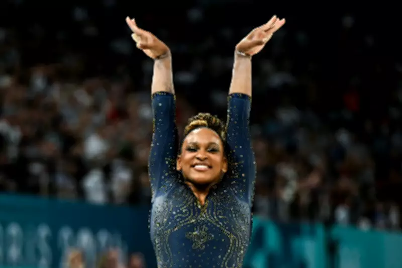 Rebeca Andrade será porta-bandeira do COI na abertura dos Jogos Olímpicos de Inverno 2026