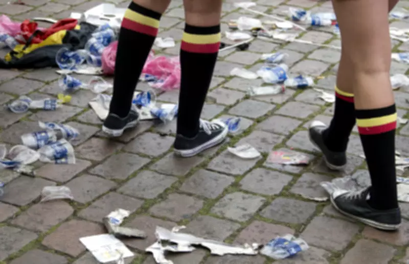 Reciclagem química do plástico recebe aval da UE, mas polêmica persiste