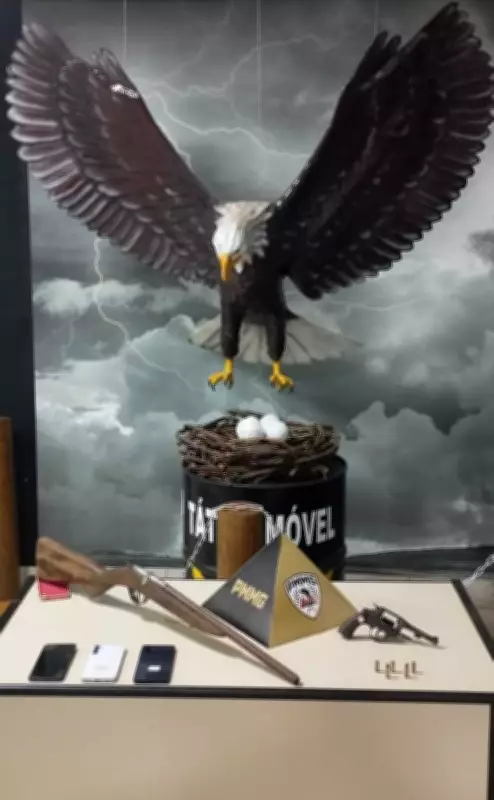 Reconhecimento facial identifica foragido em Capelinha; armas são apreendidas