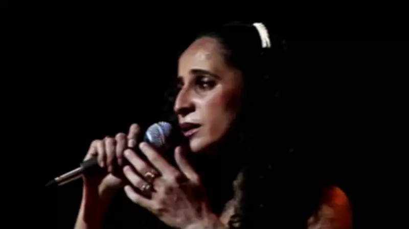 Registro inédito de show histórico de Maria Bethânia em Buenos Aires é revelado