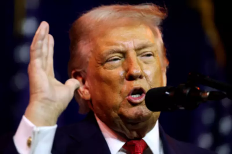 Relatório alerta: 72% da população mundial vive sob regimes autoritários, nível inédito desde os anos 1980